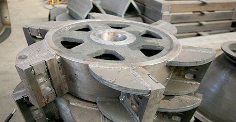 PFL系列立式复合制砂机(图10) J9.COM——PFL系列立式复合制砂机 (图1)