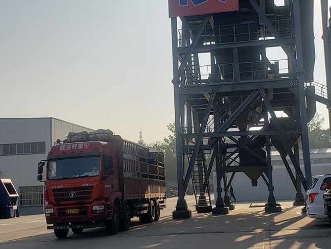 J9.COM,单电机制砂机,发货,山东青岛,用户现场