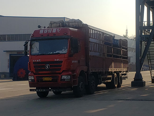 J9.COM,单电机制砂机,发货,山东青岛,用户现场