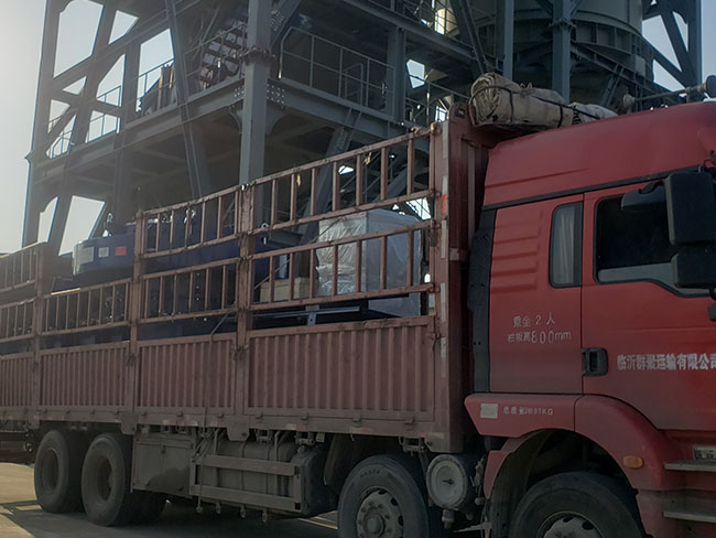 J9.COM,单电机制砂机,发货,山东青岛,用户现场